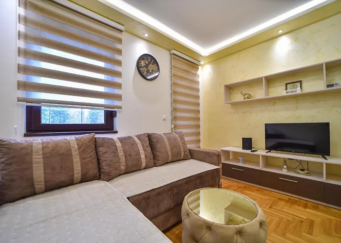 아파트 Zvezdana Noc *